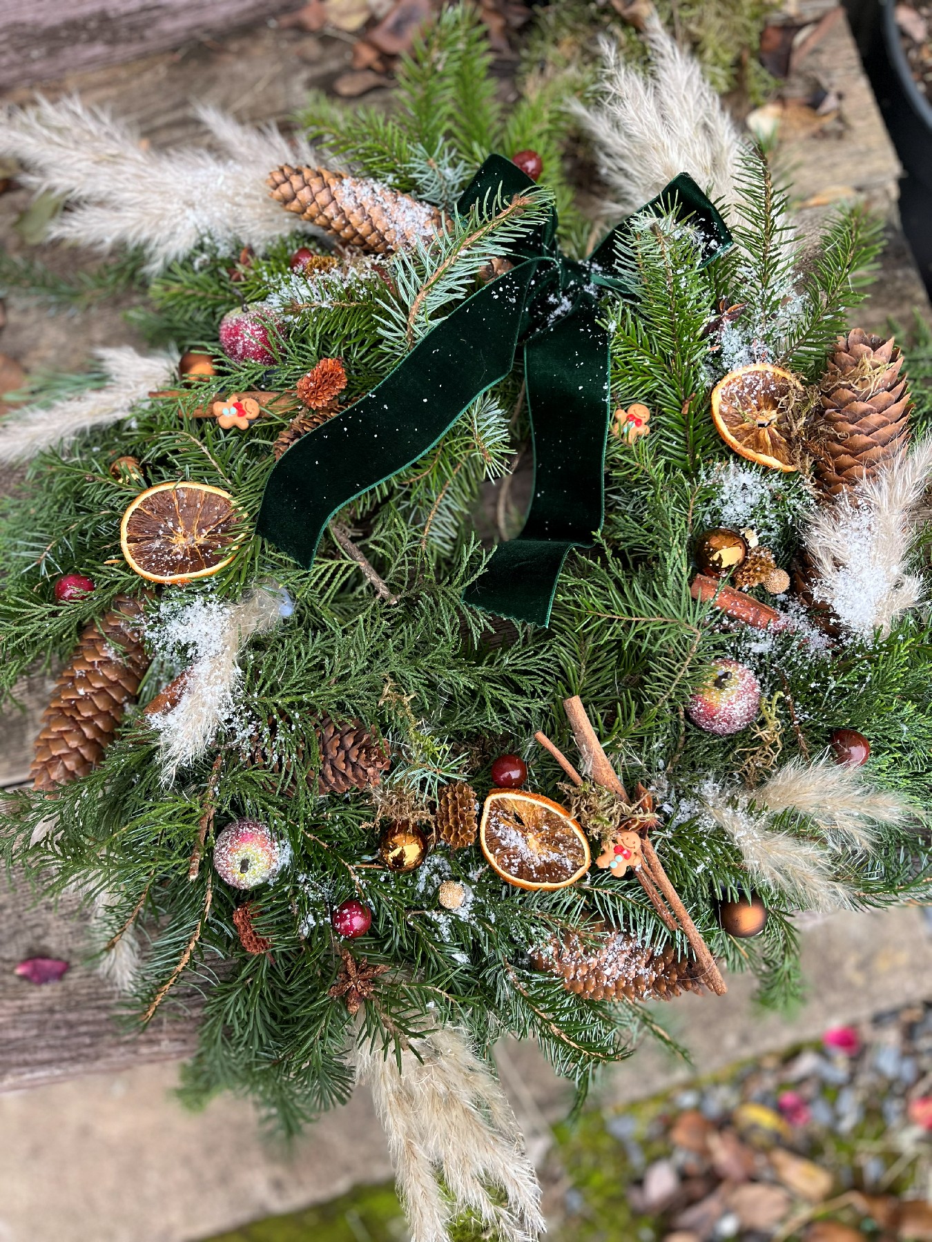 Couronne de porte ou à poser en sapin naturel